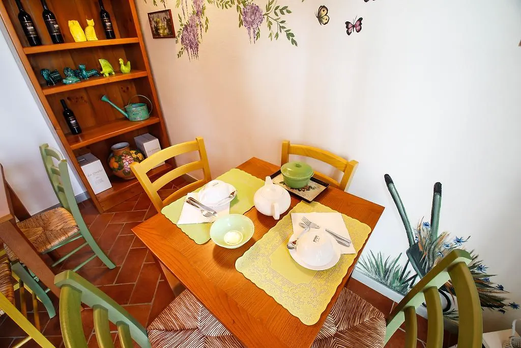 몬테스페르톨리 Gatto Bianco Tizzauli 빌라 0*,  이탈리아