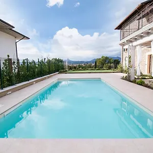 https://luxus-gardoncino.it-lombardy.com