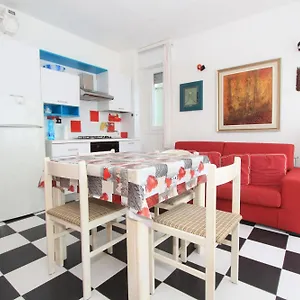 https://eco-del-mare-apartments.emilia-romagnahotels.net